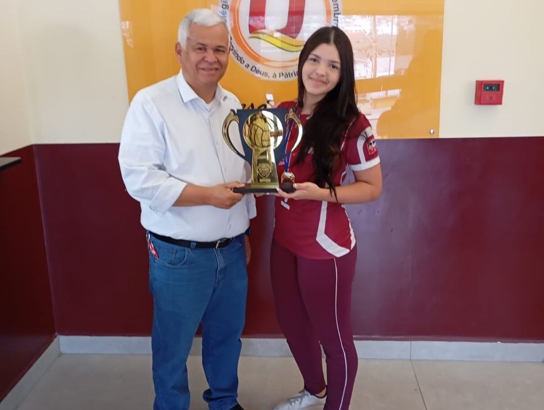 entregatrofeuasxvvolei 4