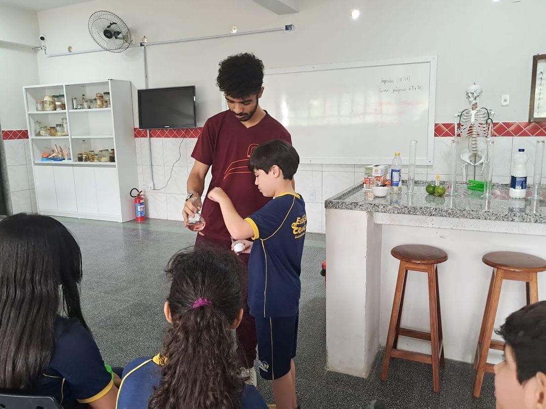 estacaocriancavisita 9